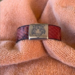Leather tiger bracelet